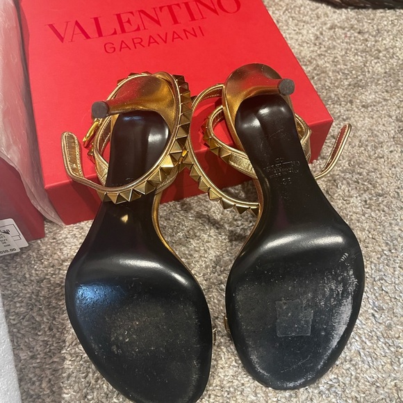 Valentino No Limits Gold Sandal Heel - Picture 6 of 9